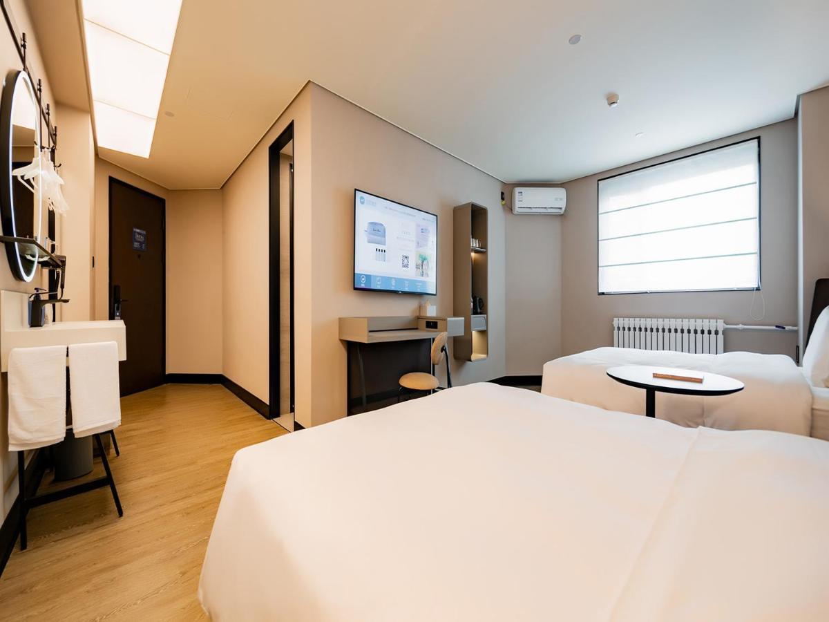 Hanting Hotel Lanzhou Wanda Plaza Екстер'єр фото
